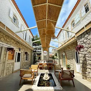 Hotel Monk, Alaçatı